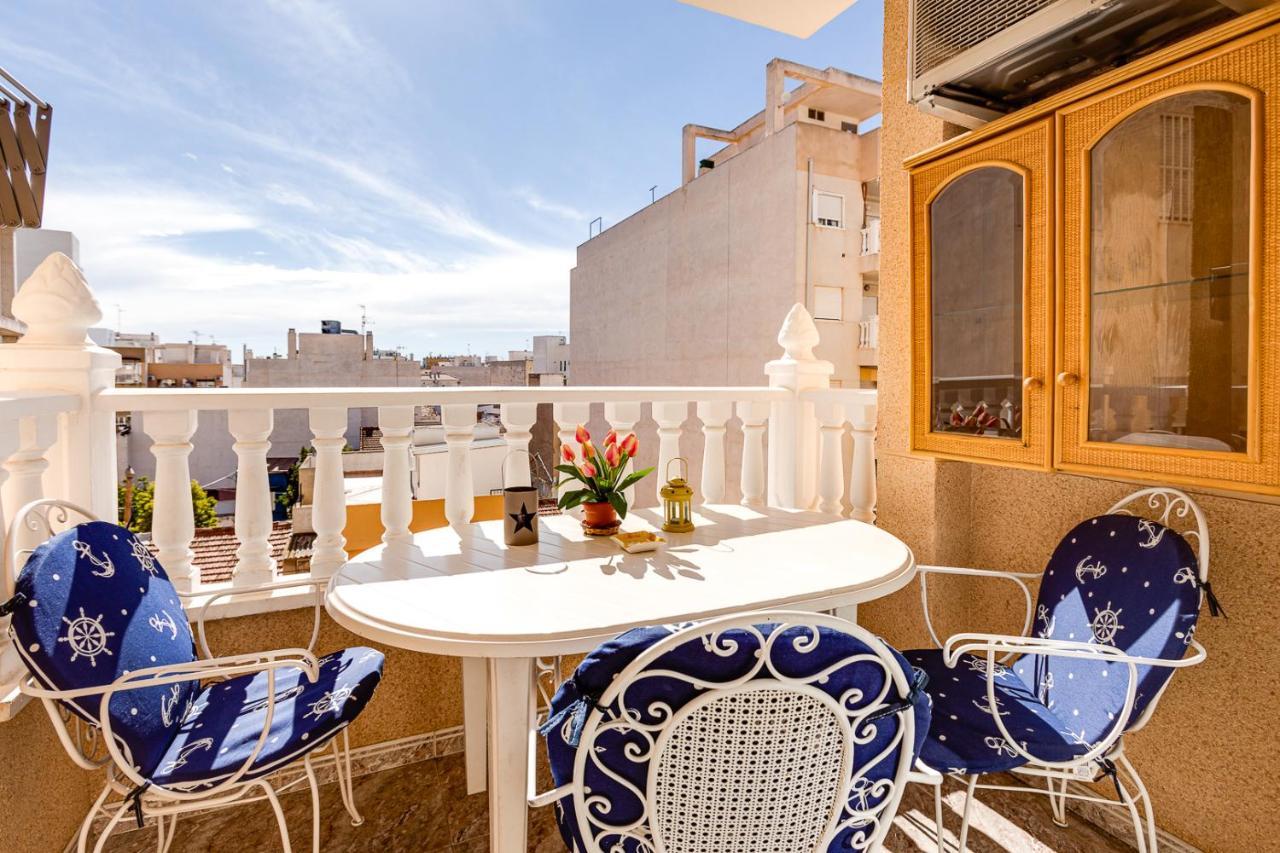 Apartament Caballero De Rodas Torrevieja Exteriér fotografie